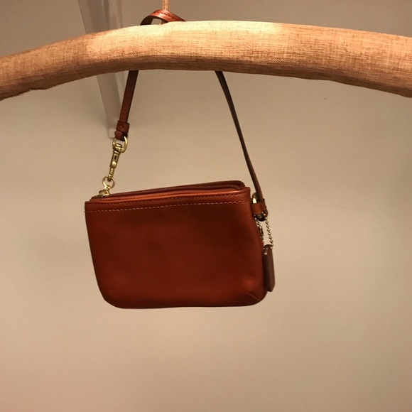 Coach wristlet - Picture 2 of 5